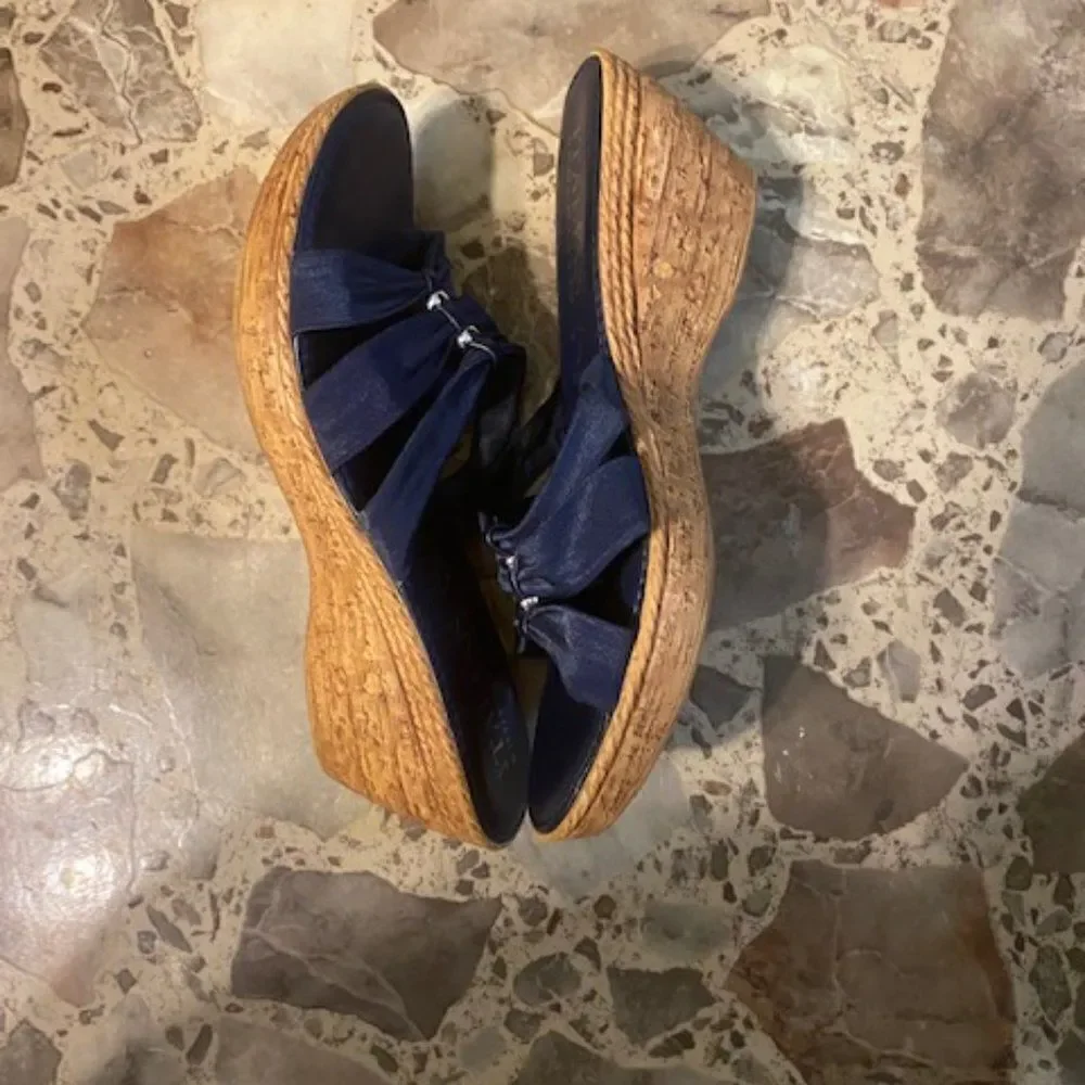 Italian Shoemaker Cork Wedge Navy Blue sandals, size 9